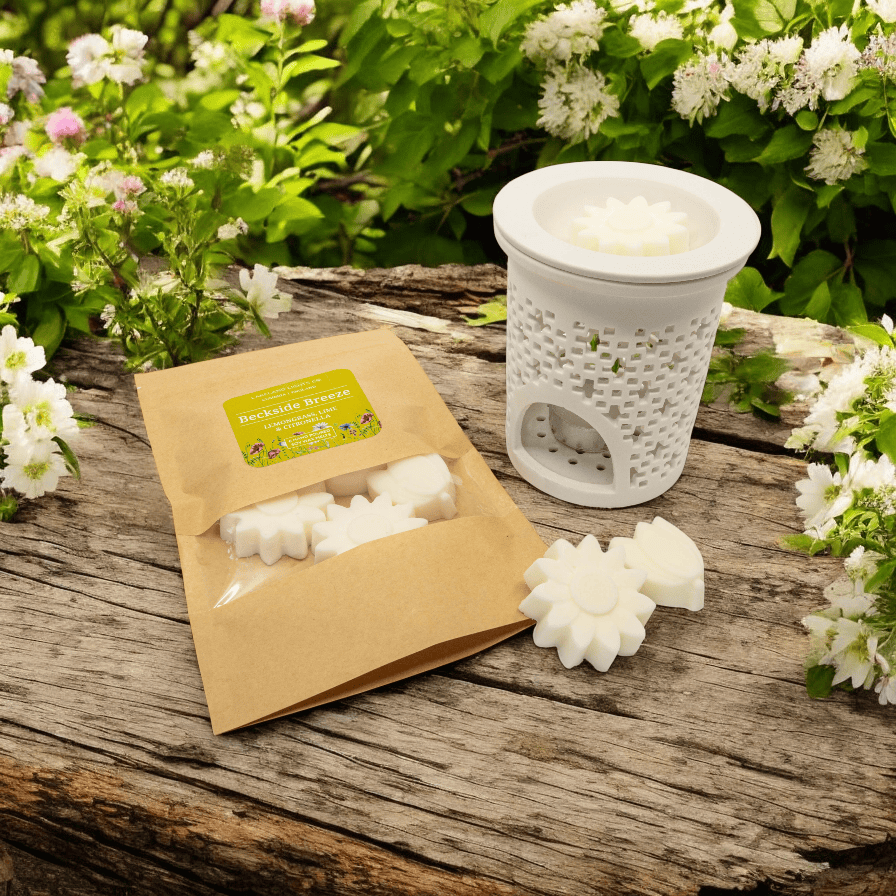 Lakeland Lights Company Beckside Breeze Wax Melts - Lemongrass, Lime & Citronella Soy Candle