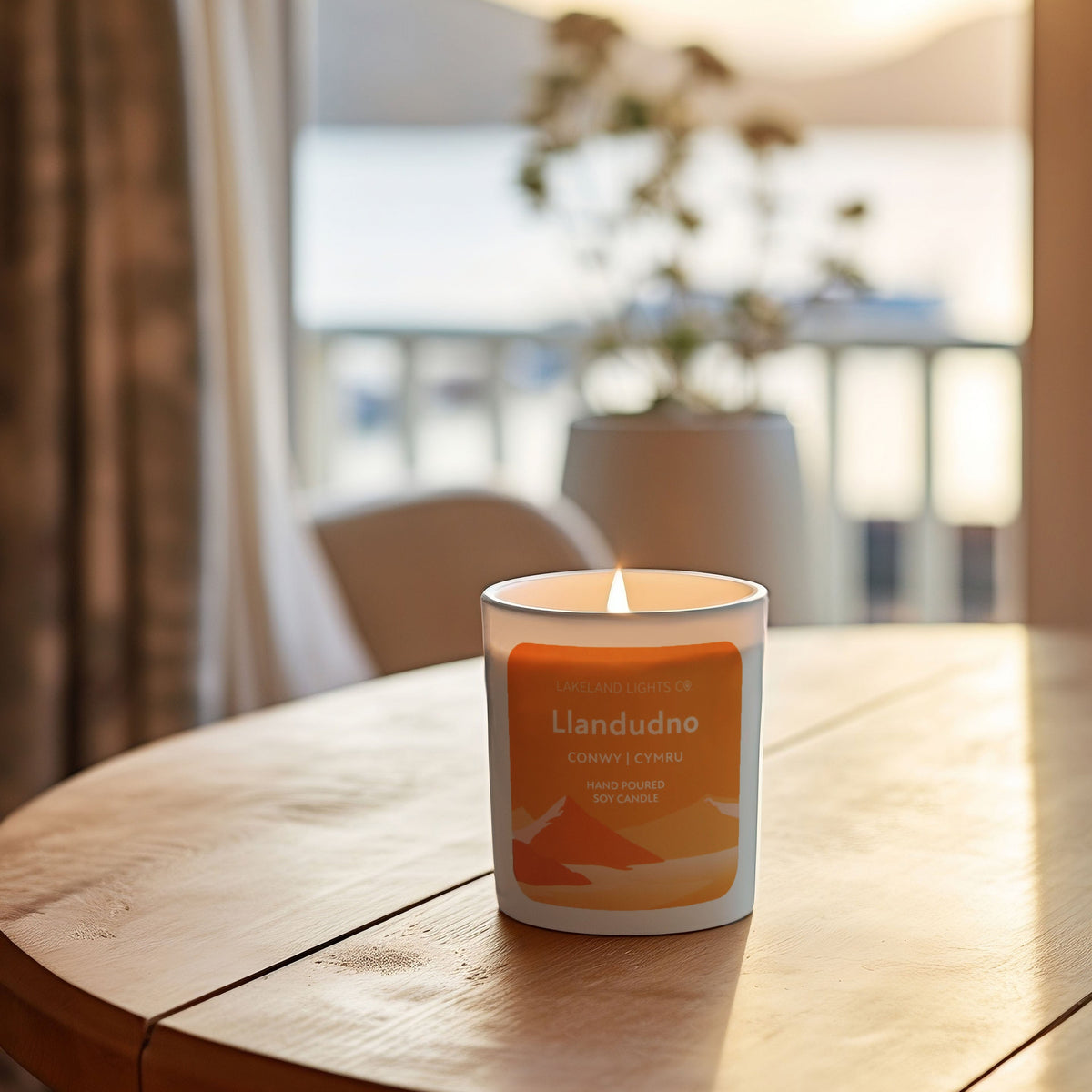 Lakeland Lights Company Llandudno - Orange, Spices & Cranberry Soy Candle
