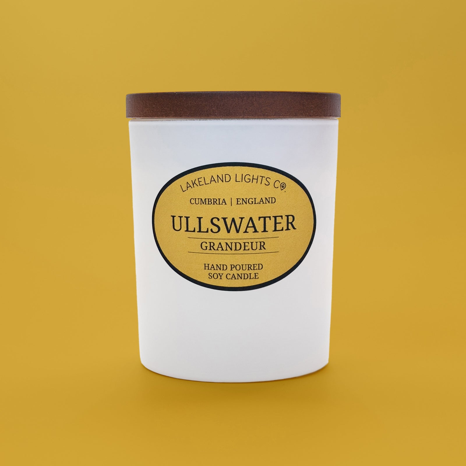 Lakeland Lights Company Ullswater - Myrrh, Musk & Tonka Bean Soy Candle