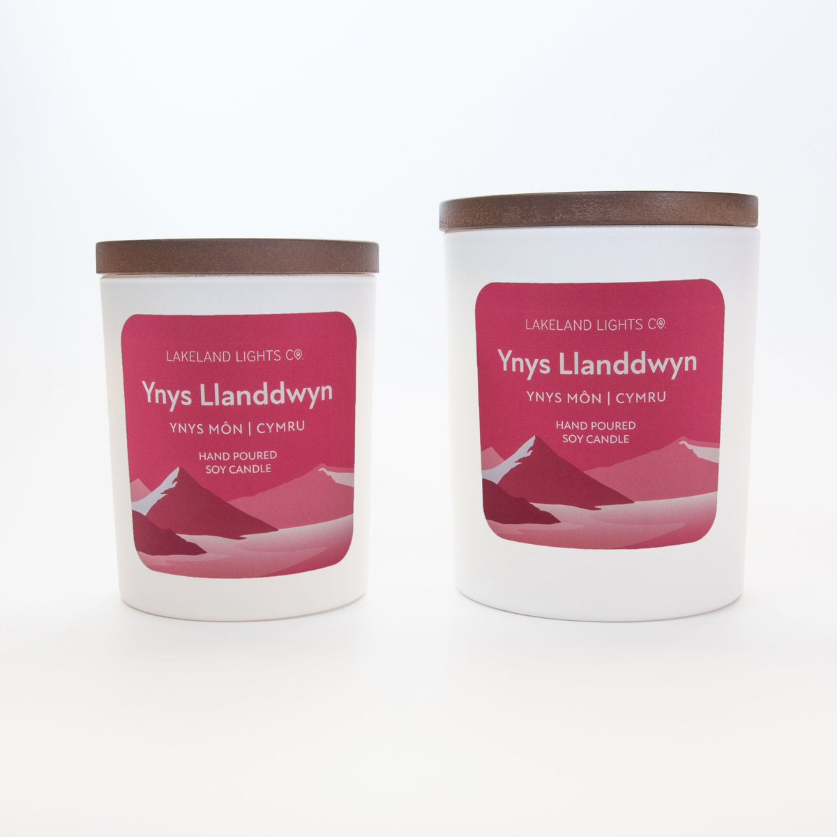 Lakeland Lights Company Ynys Llanddwyn - Tea Rose, White Musk & Darjeeling Soy Candle